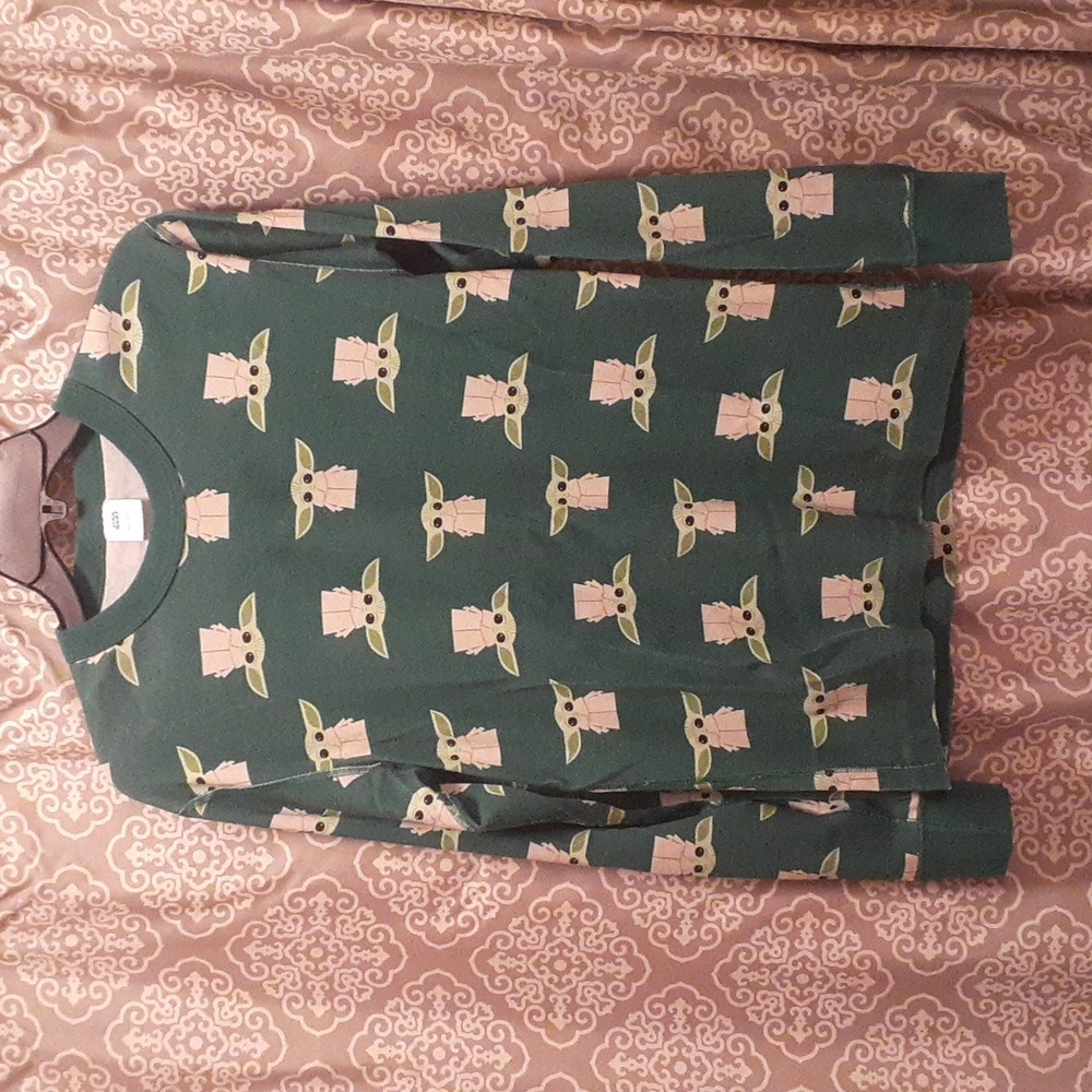 Womens PJs Mandolarion L/S PJ top Size. SMALL Star Wars